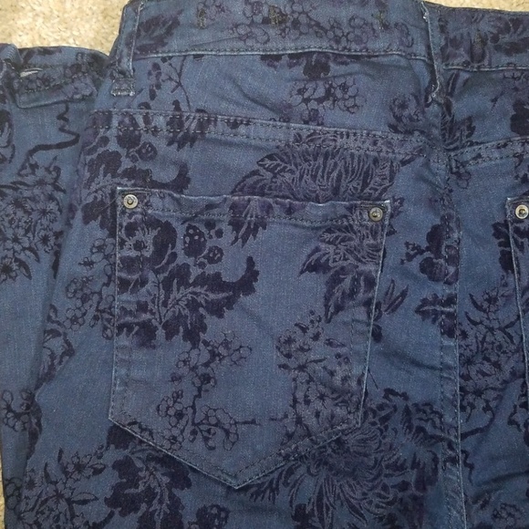 Zara Embellished Jeans - Picture 5 of 5